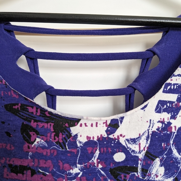 Purple floral shirt - Picture 3 of 5